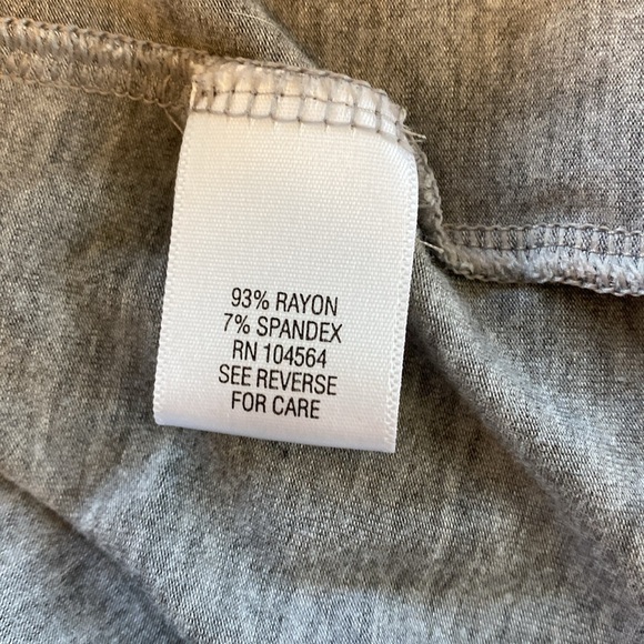 Gaiam t-shirt, size M - Picture 6 of 7